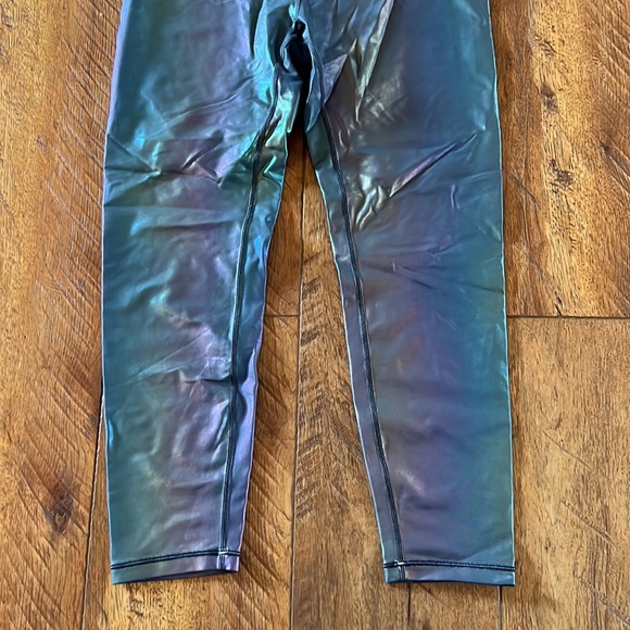 Zyia Active 12 Metallic Leggings - Picture 3 of 12